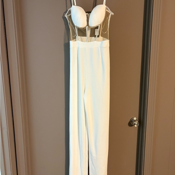 NanaMacs Chic White Jumpsuit - Picture 2 of 9